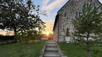 Cottage | Property grounds