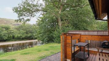 Cottage | Property grounds