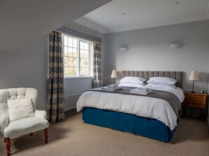 3 bedrooms, individually decorated, individually furnished, free WiFi - 17 St Elmo Court (Salcombe)
