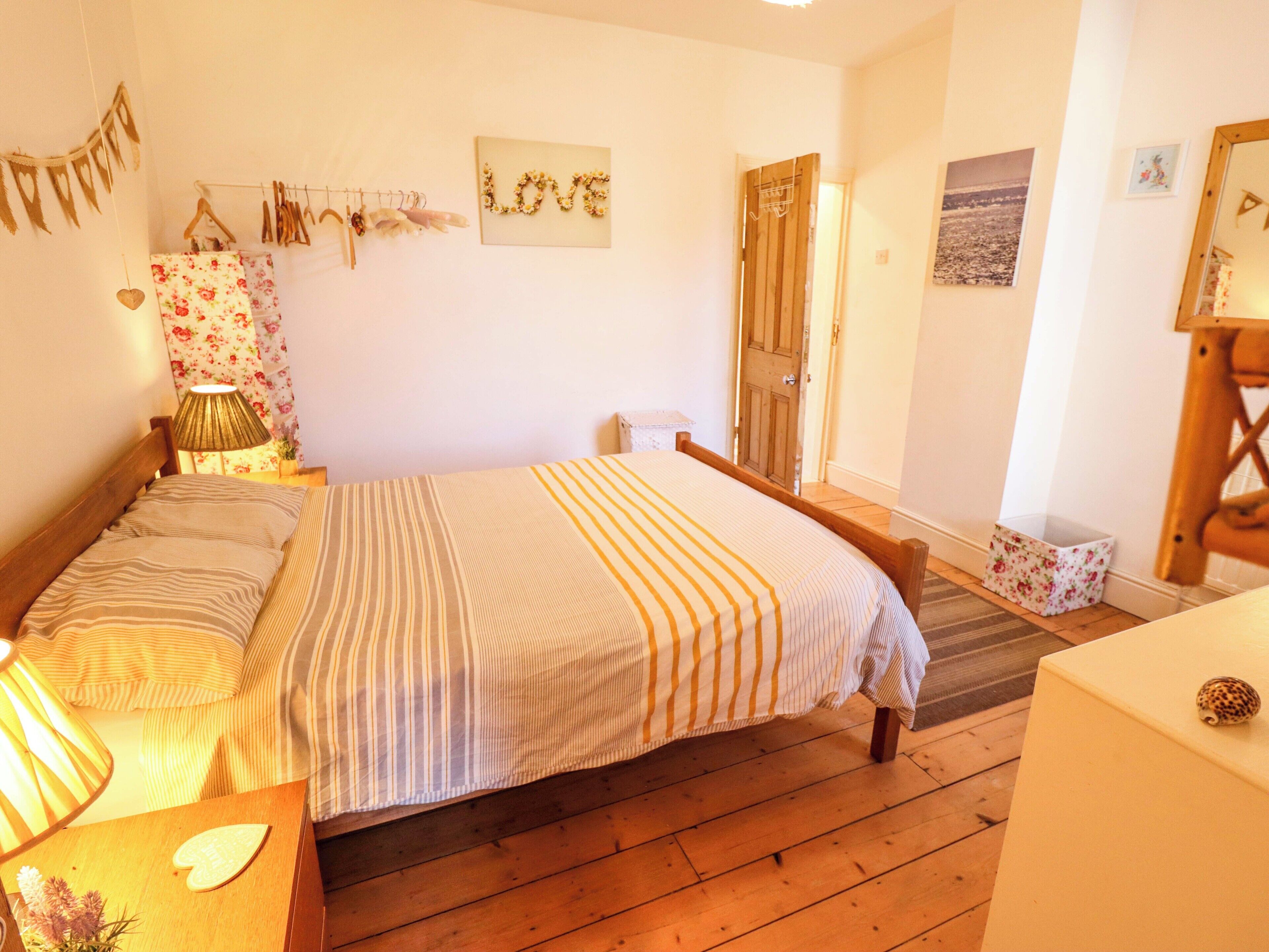 3 soverom, individuelt dekorert og individuelt innredet