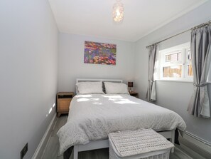 1 bedroom, individually decorated, individually furnished, free WiFi