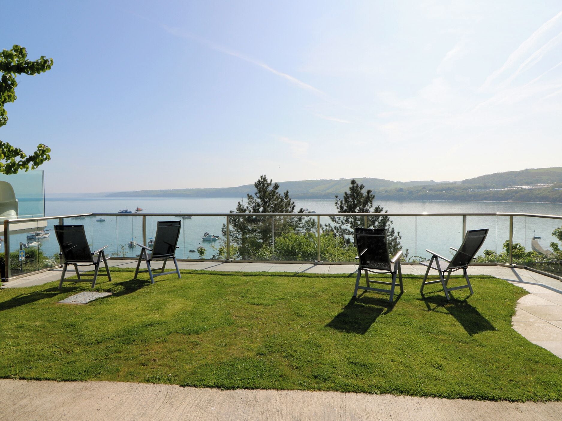 Cottage | Property grounds