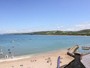 Beach nearby - Fronwig (New Quay)