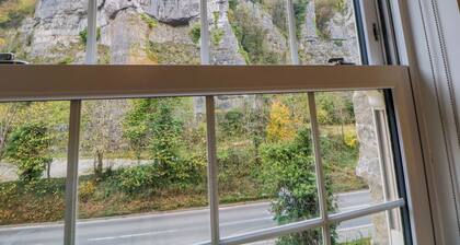 28 Rock Mill Holiday Apartments