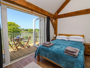 4 bedrooms, individually decorated, individually furnished, free WiFi - Yr Adfa (Tregaron)