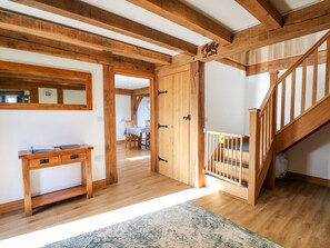 Interior - Yr Adfa (Tregaron)