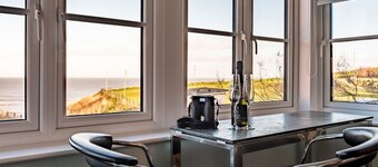 4 วิคตอเรีย คอร์ท