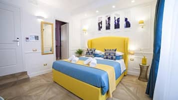 Caja de seguridad en la habitación y escritorio