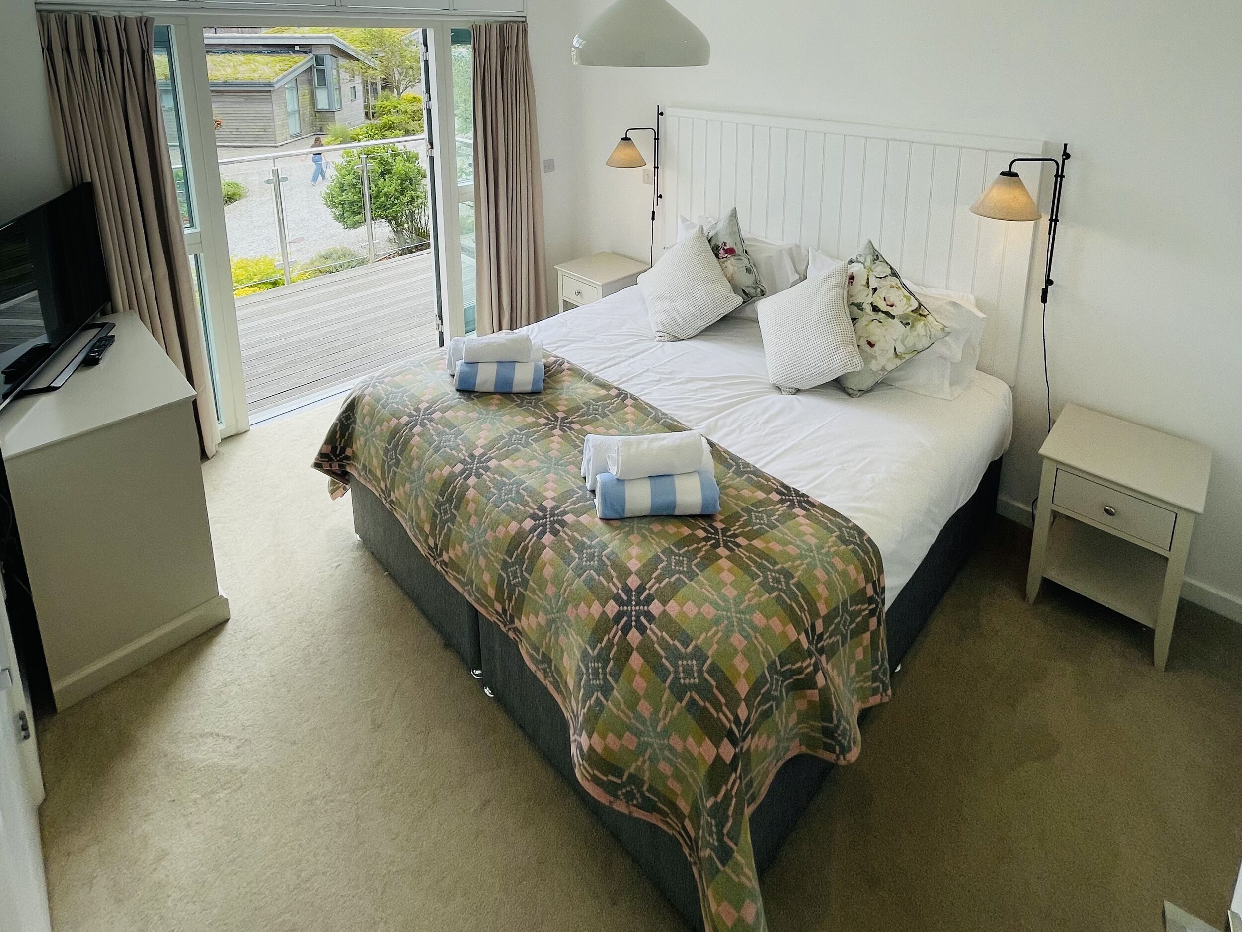 Cottage | 4 bedrooms, individually decorated, individually furnished, free WiFi