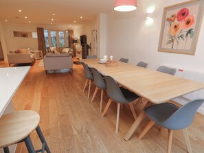 Dining - Una, Lodge 73 (St Ives)