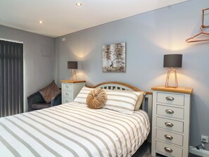 1 chambre, décoration personnalisée, ameublement personnalisé