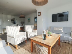 Living area - 5 Fistral Waves (Newquay)