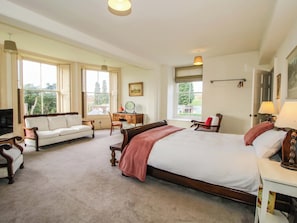 10 chambres, décoration personnalisée, ameublement personnalisé