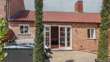 Cottage | Exterior