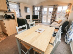 Living area - 6 Sherwood (Carnforth)