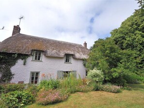 Exterior - Church Cottage (Bridport)