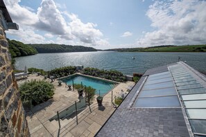 Outdoor pool - Curlew House (Pembroke)