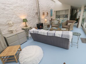 Cottage | Living area - Curlew House (Pembroke)