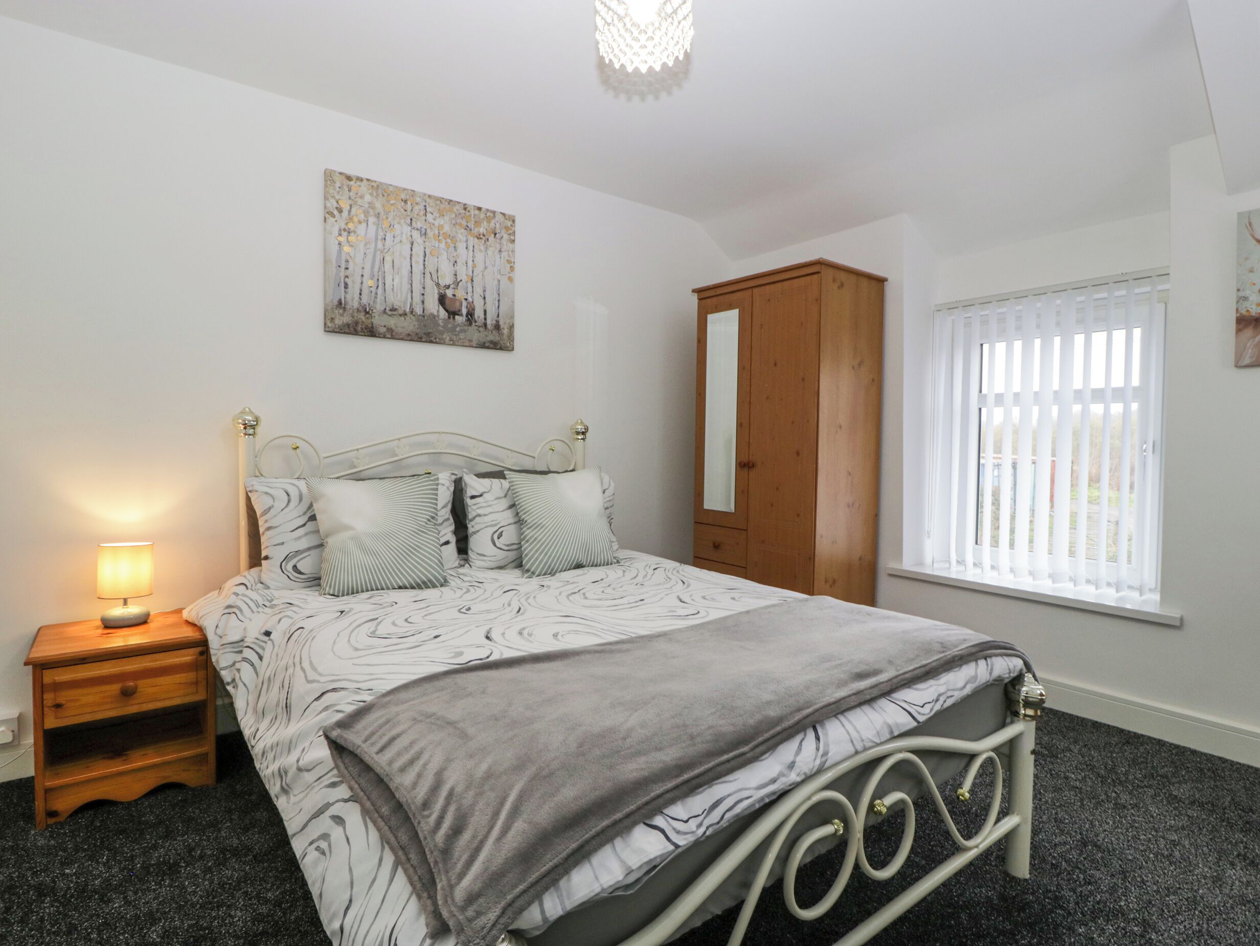 3 bedrooms, individually decorated, individually furnished, free WiFi