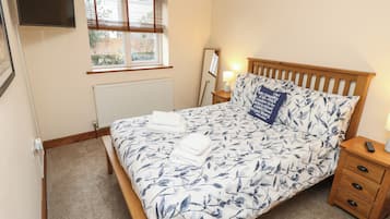 2 bedrooms, individually decorated, individually furnished, free WiFi