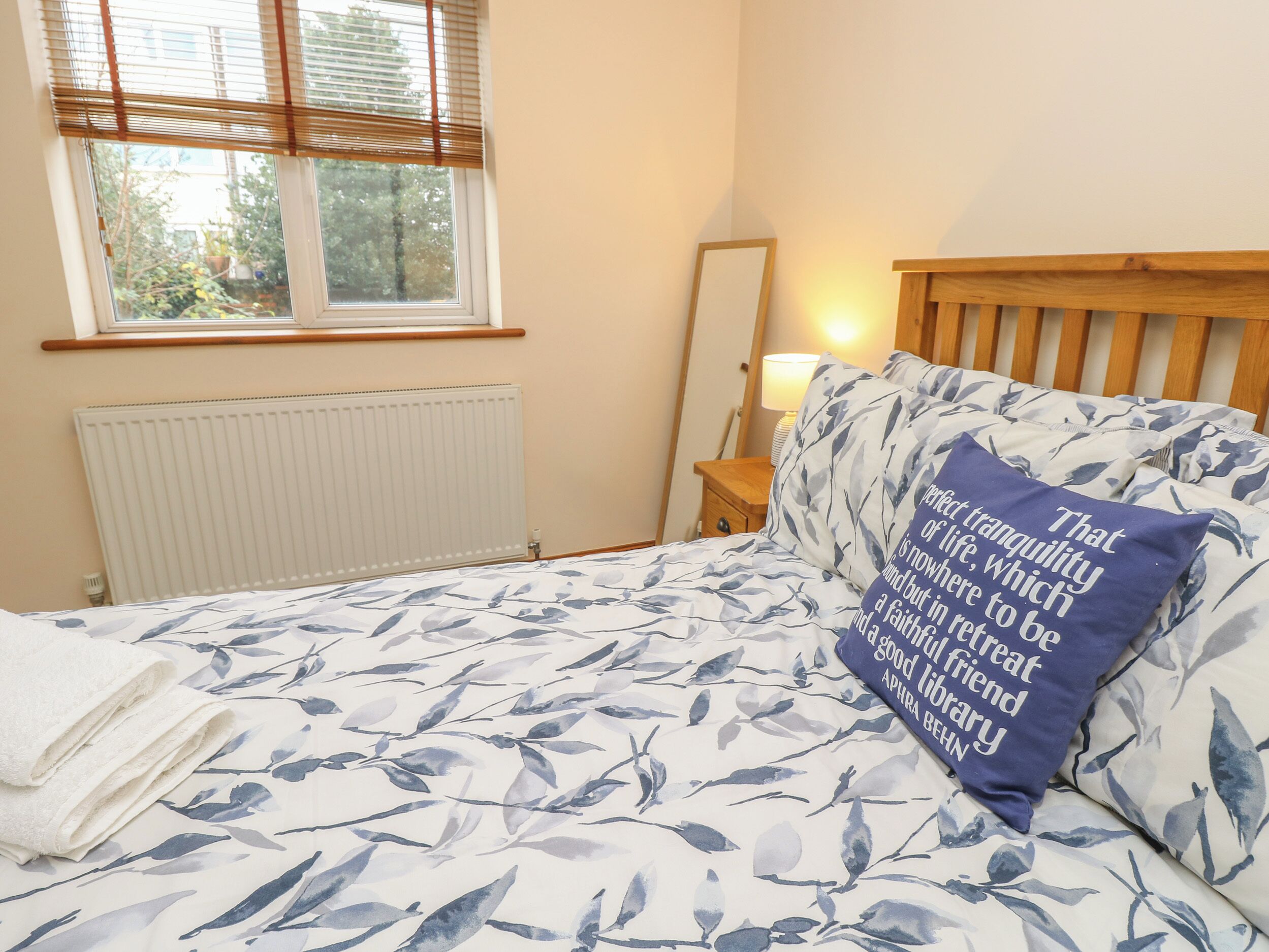 2 bedrooms, individually decorated, individually furnished, free WiFi