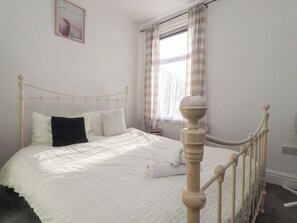 5 camere, con stile personalizzato, con arredamento individuale