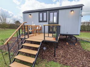 Property grounds - Shepherds Hut - Ash (Lincoln)