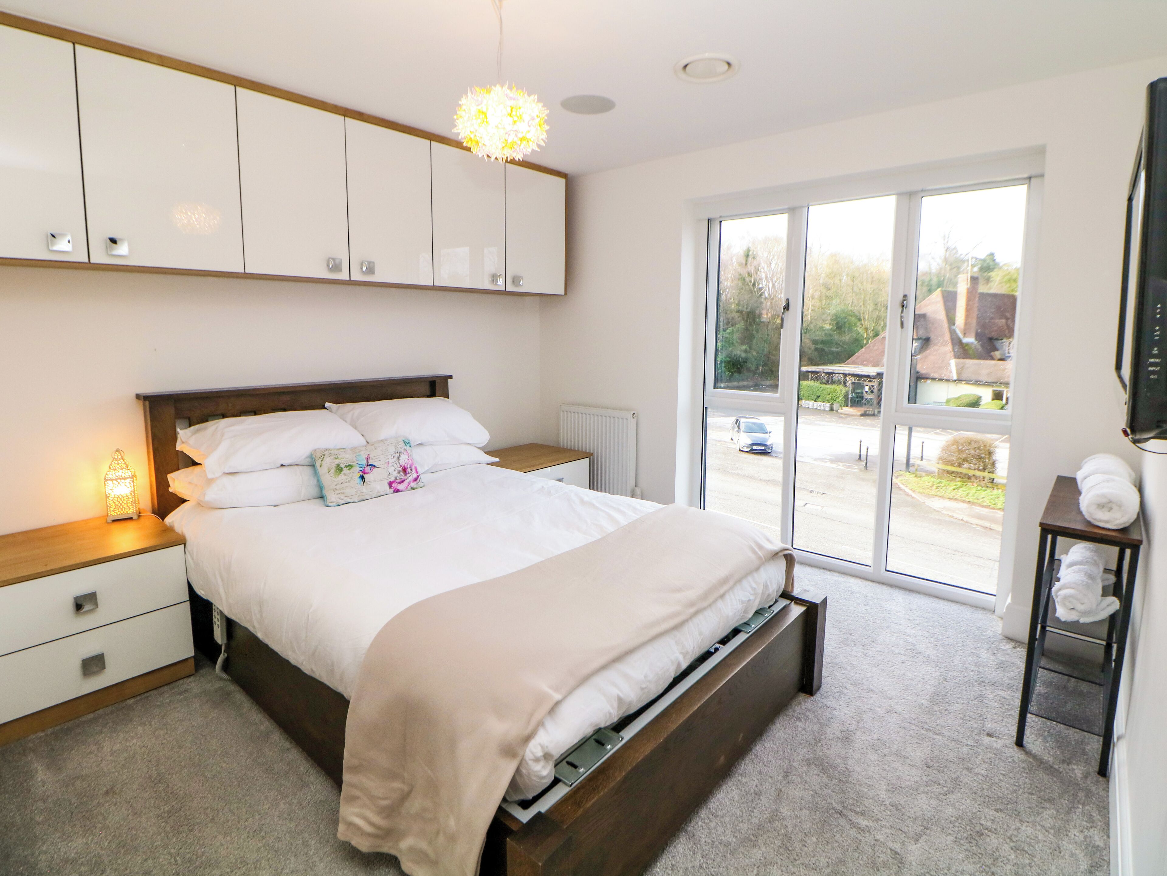 3 bedrooms, individually decorated, individually furnished, free WiFi