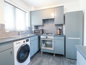 Kochgeschirr/Geschirr/Besteck