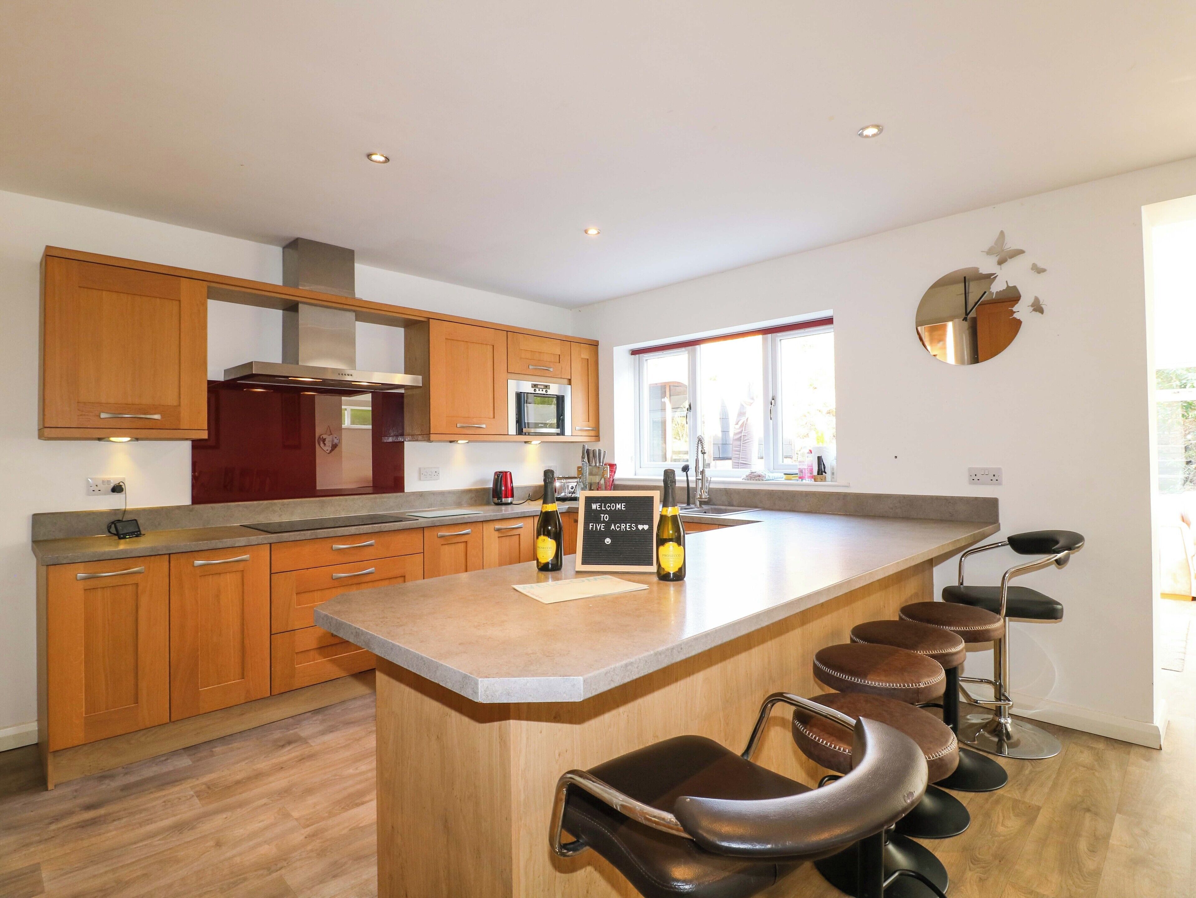 Fridge, dishwasher, electric kettle, toaster