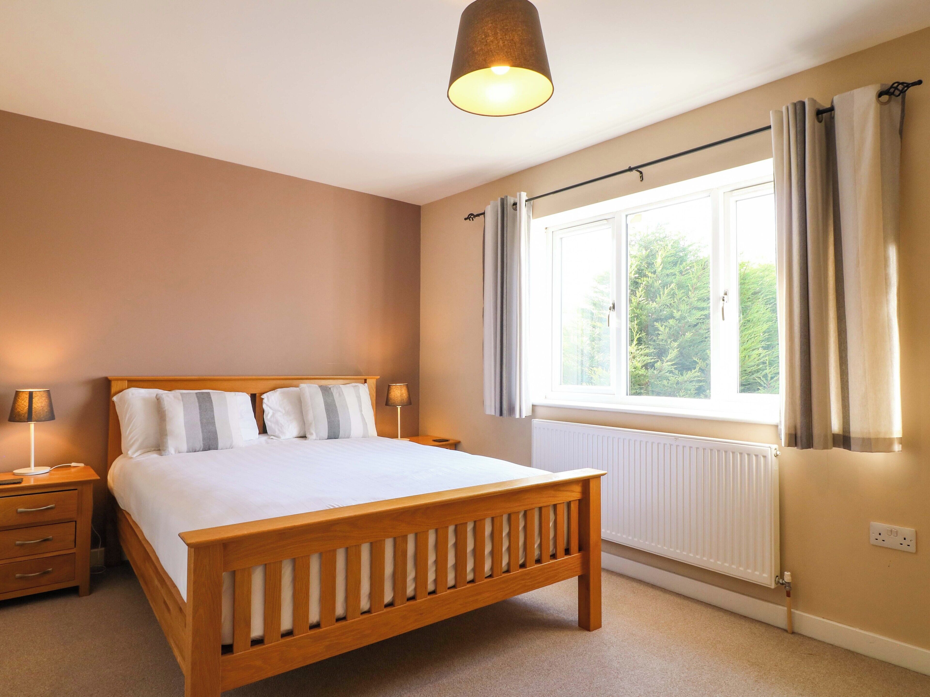 7 bedrooms, individually decorated, individually furnished, free WiFi