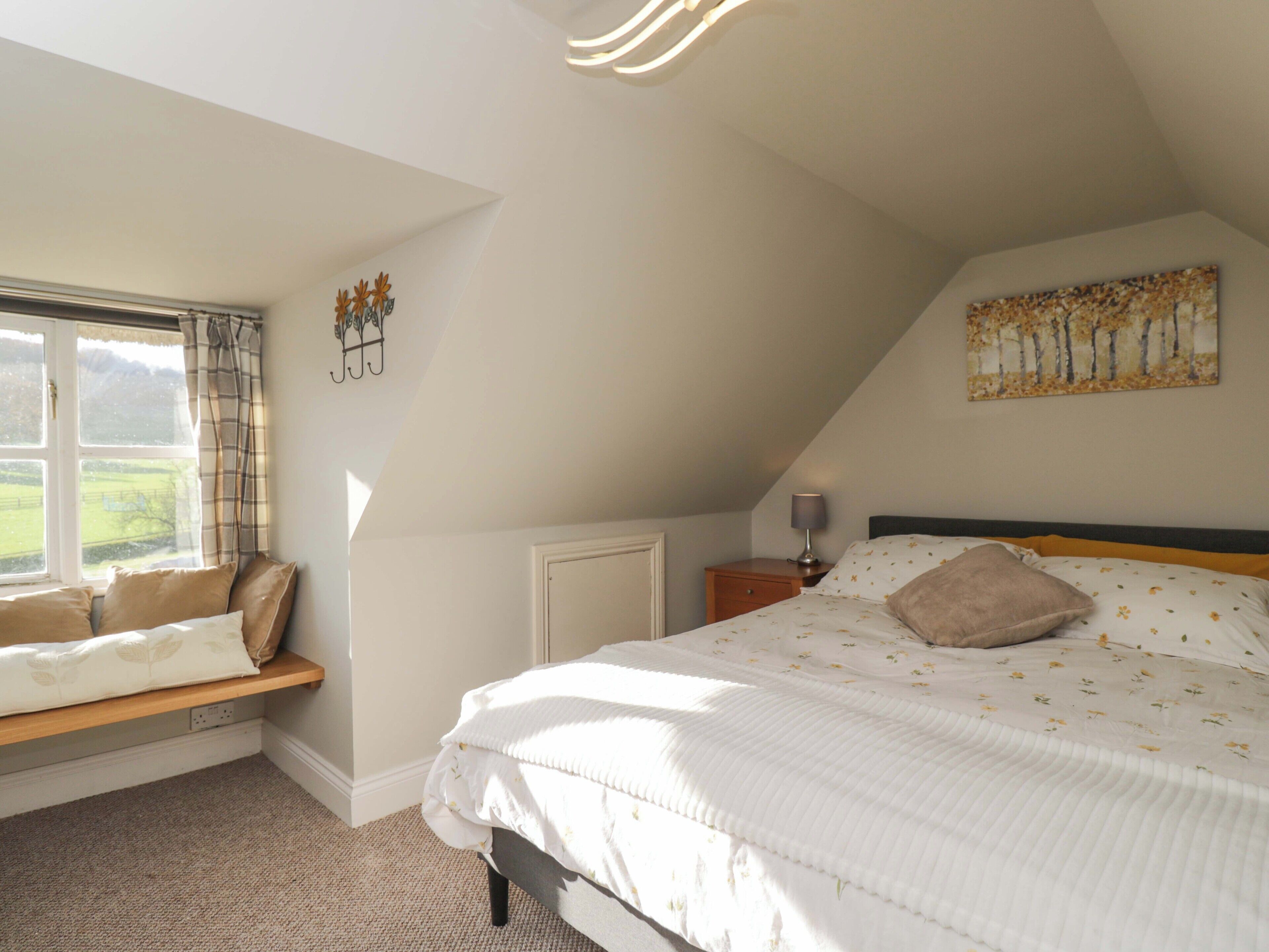 1 bedroom, individually decorated, individually furnished, free WiFi