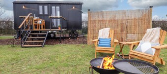 Shepherds Hut - Oak