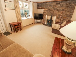 Cottage | Living area