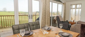 เซเรน ลอดจ์