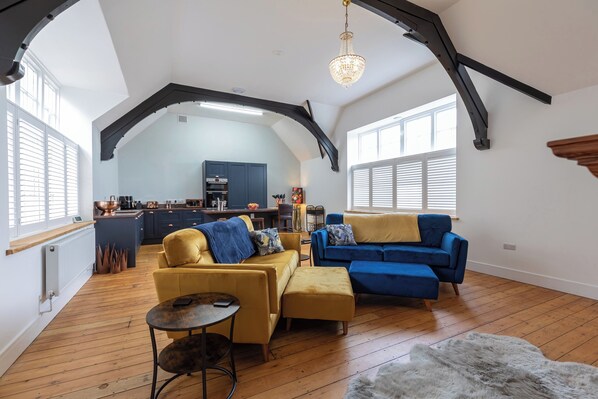 Living area - Groves House (Portland)