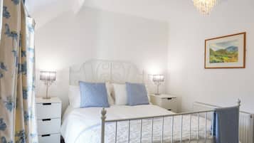 1 bedroom, individually decorated, individually furnished, free WiFi