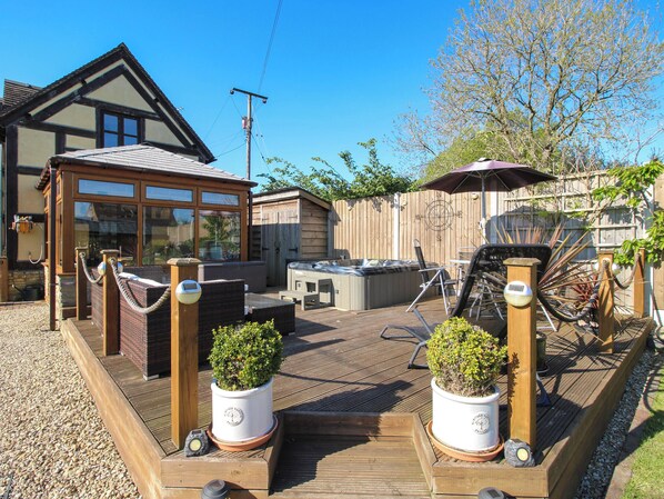 Cottage | Terrace/patio