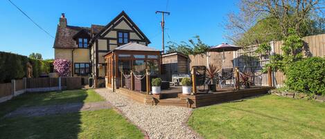 Cottage | Property grounds