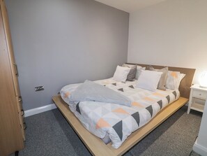 1 habitación, decoración personalizada y muebles diferentes 