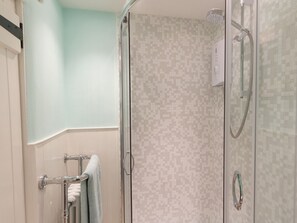 Shower - Amy Cottage (Wareham)