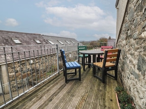Outdoor dining - Cwellyn (Pwllheli)