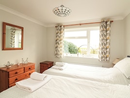 1 habitación, decoración personalizada y muebles diferentes