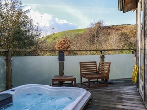 Terrace/patio - 3 Hedgerows (Looe)