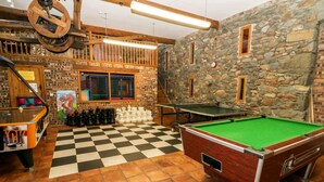 Games room - Y Bwthyn (Pwllheli)