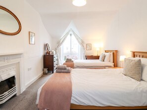 4 bedrooms, individually decorated, individually furnished, free WiFi