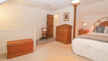 Cottage | 1 bedroom, individually decorated, individually furnished, free WiFi