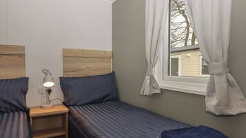 3 bedrooms, individually decorated, individually furnished