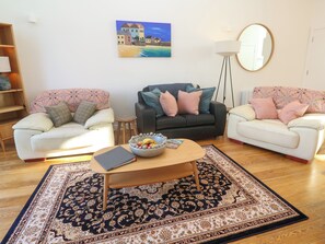 Living area - Una, Lodge 70 (St Ives)