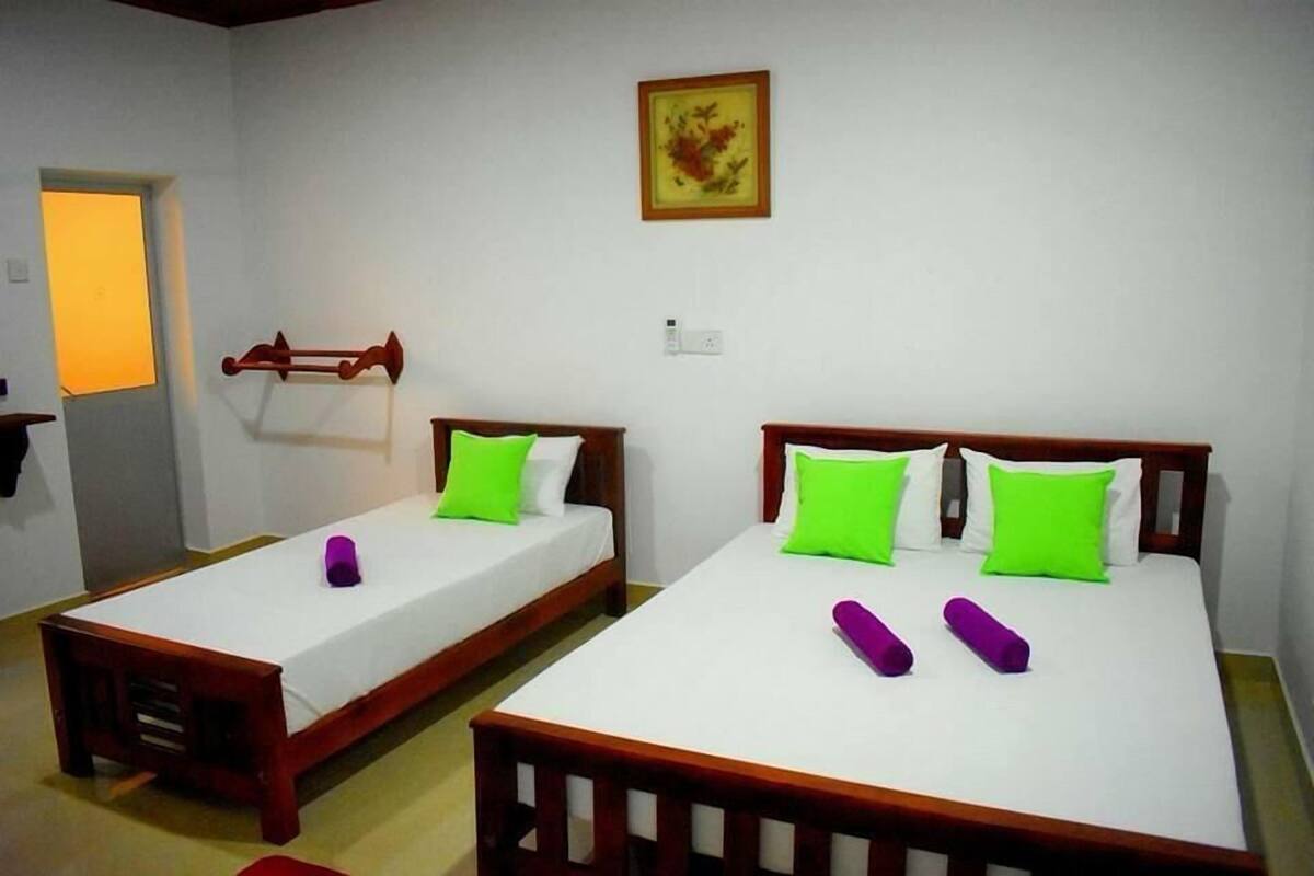 Standard Triple Room | Free WiFi